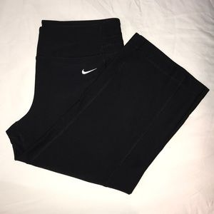 Nike Crop Yoga Pants Dri Fit